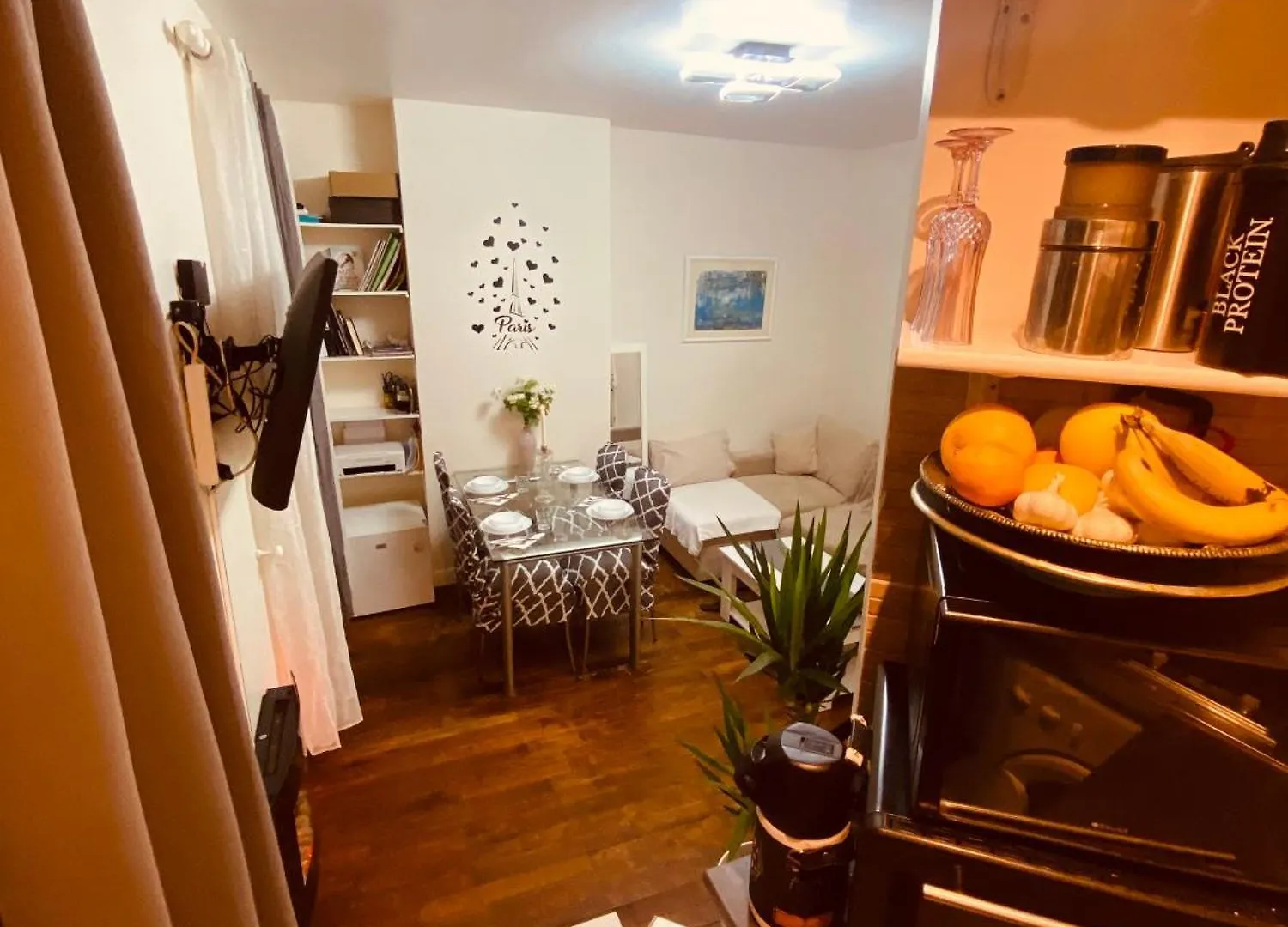 Paris Parc Buttes-Chaumont Apartment France